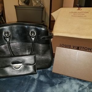 Louse Vuitton purse and wallet